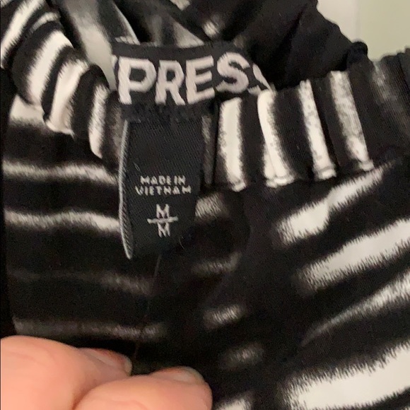 Spring dress - Picture 5 of 5